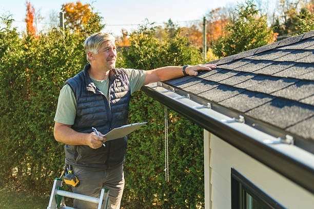 Professional Roofing technician working in Gadsden, SC